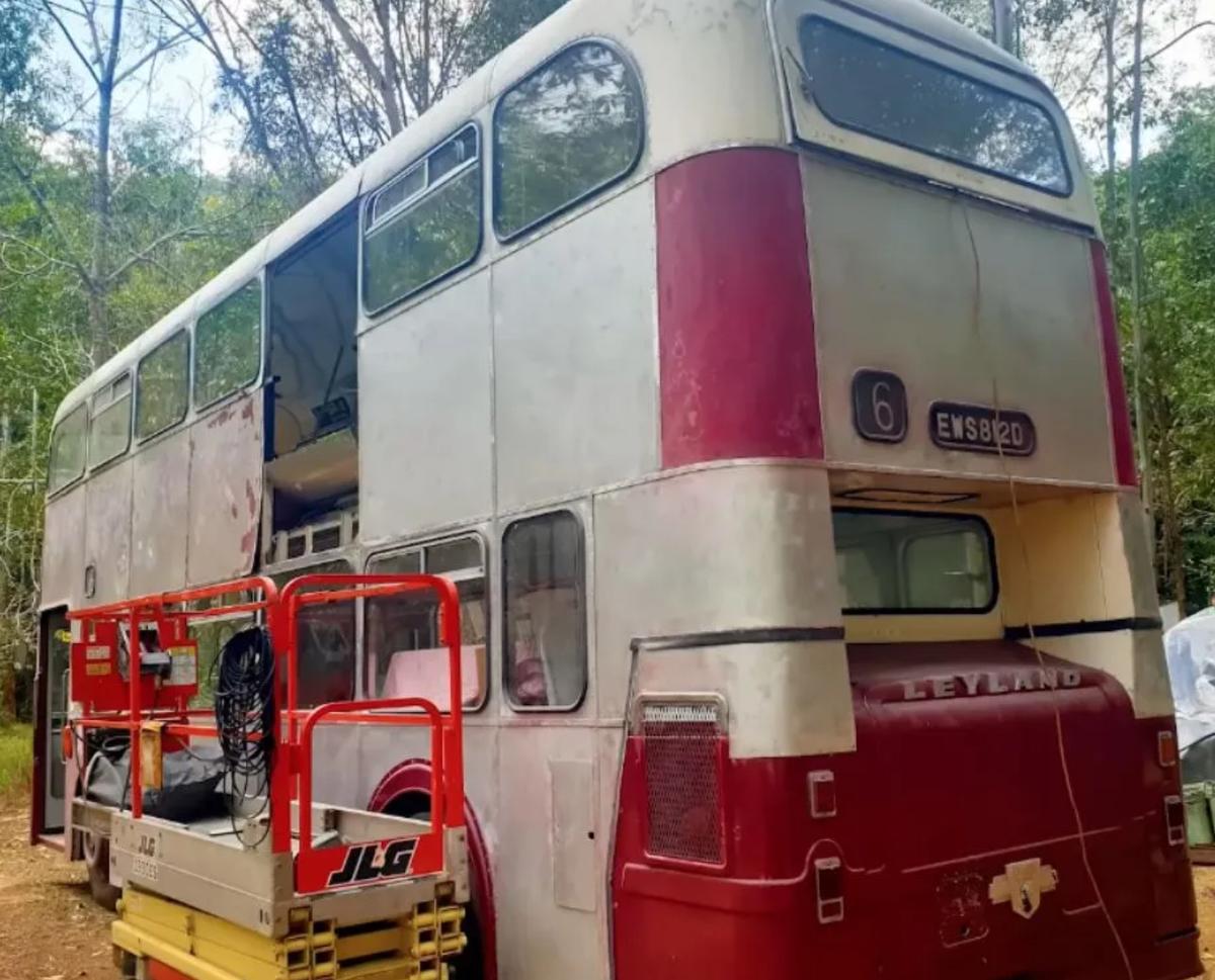 Bus
