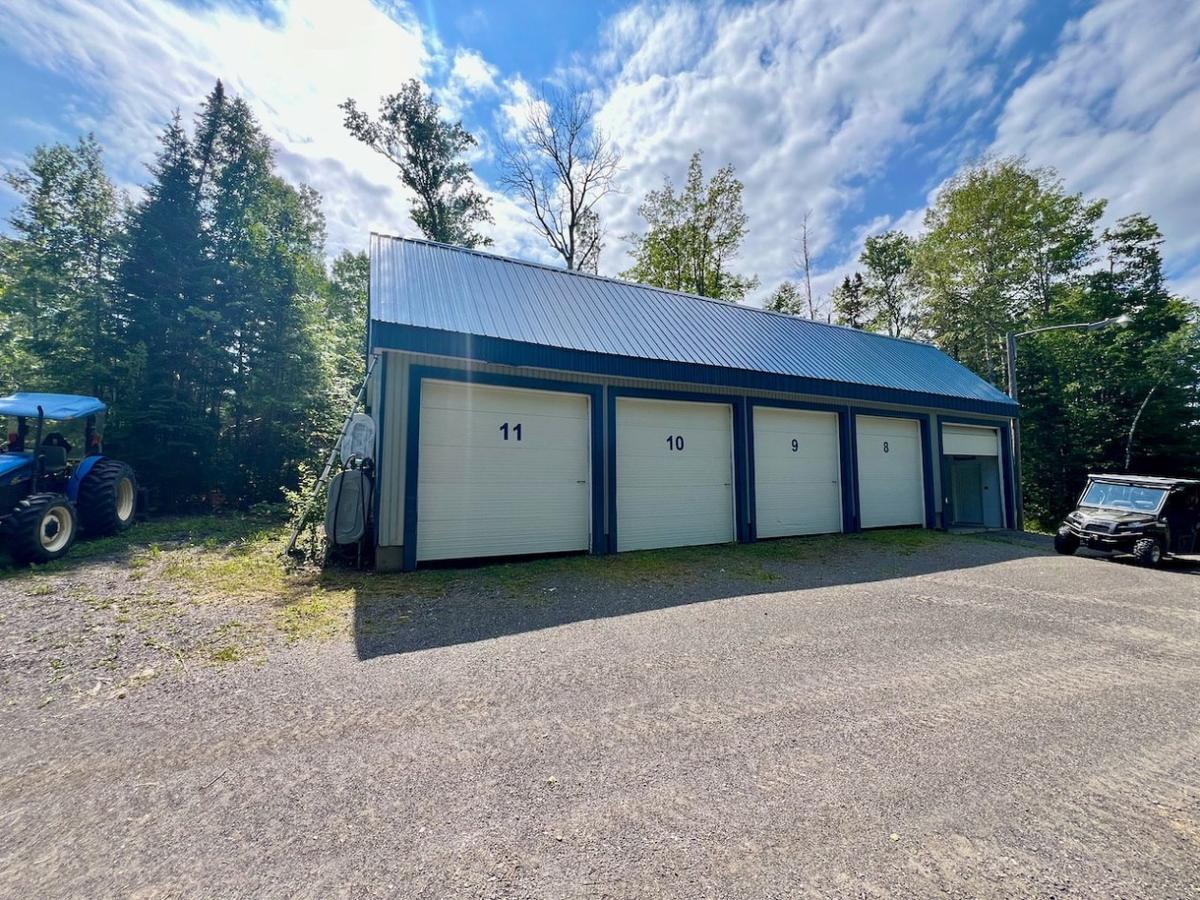 Garage secondaire
