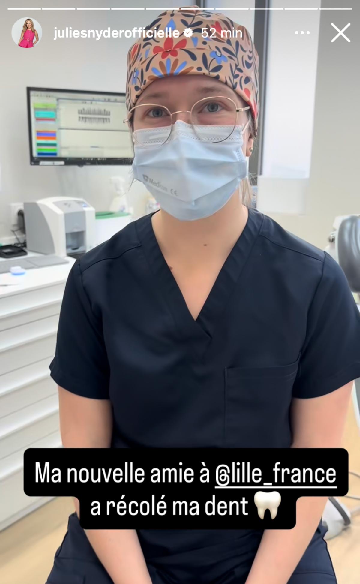 Julie Snyder perd une dent à Séries Mania