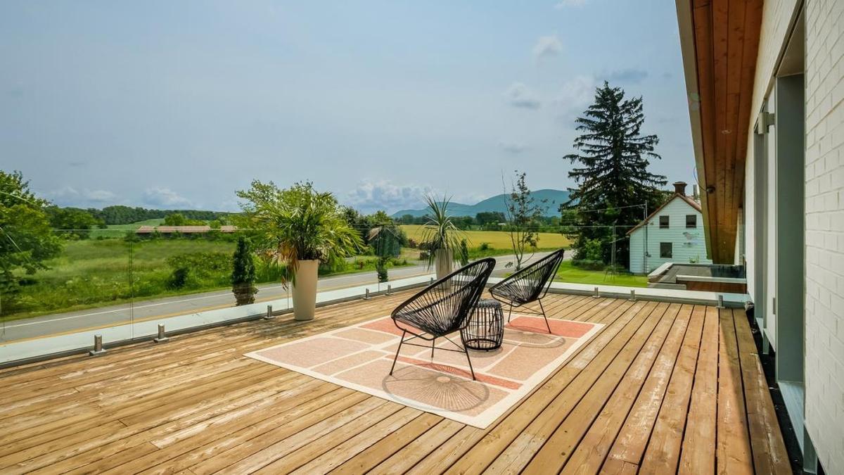 Mont-Saint-Hilaire