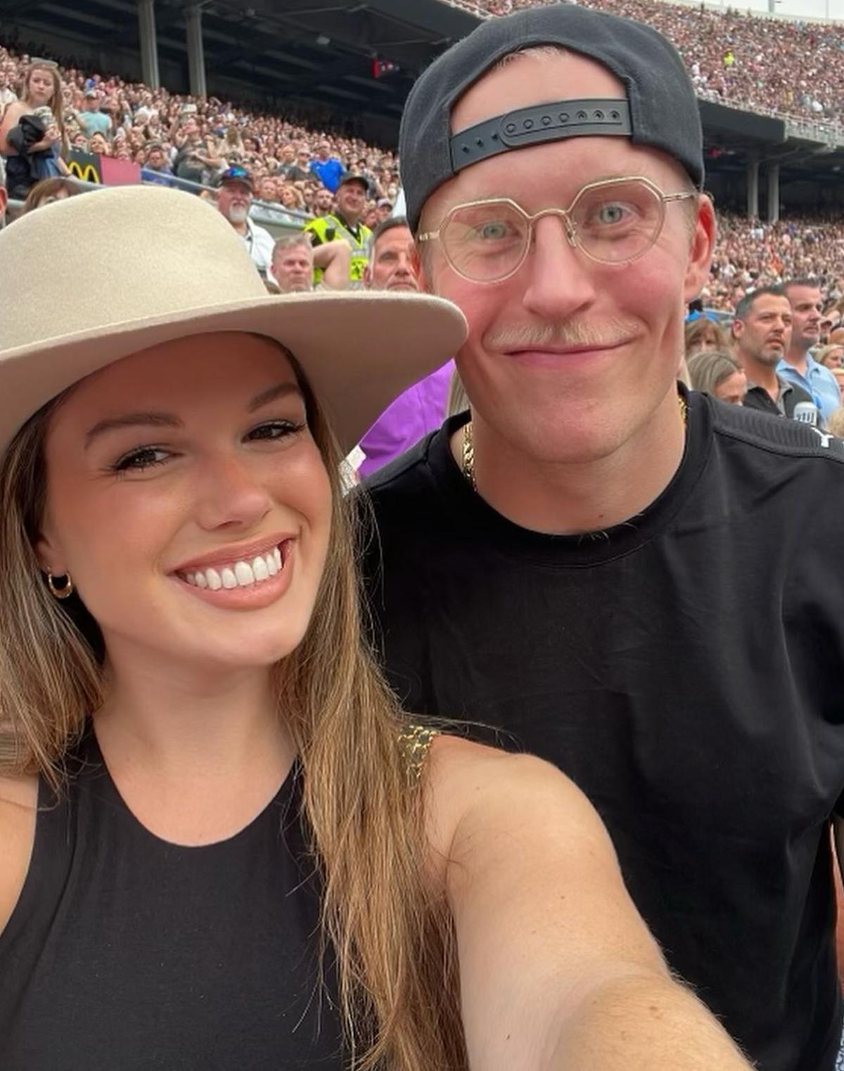 Jordan Leigh et Patrik Laine