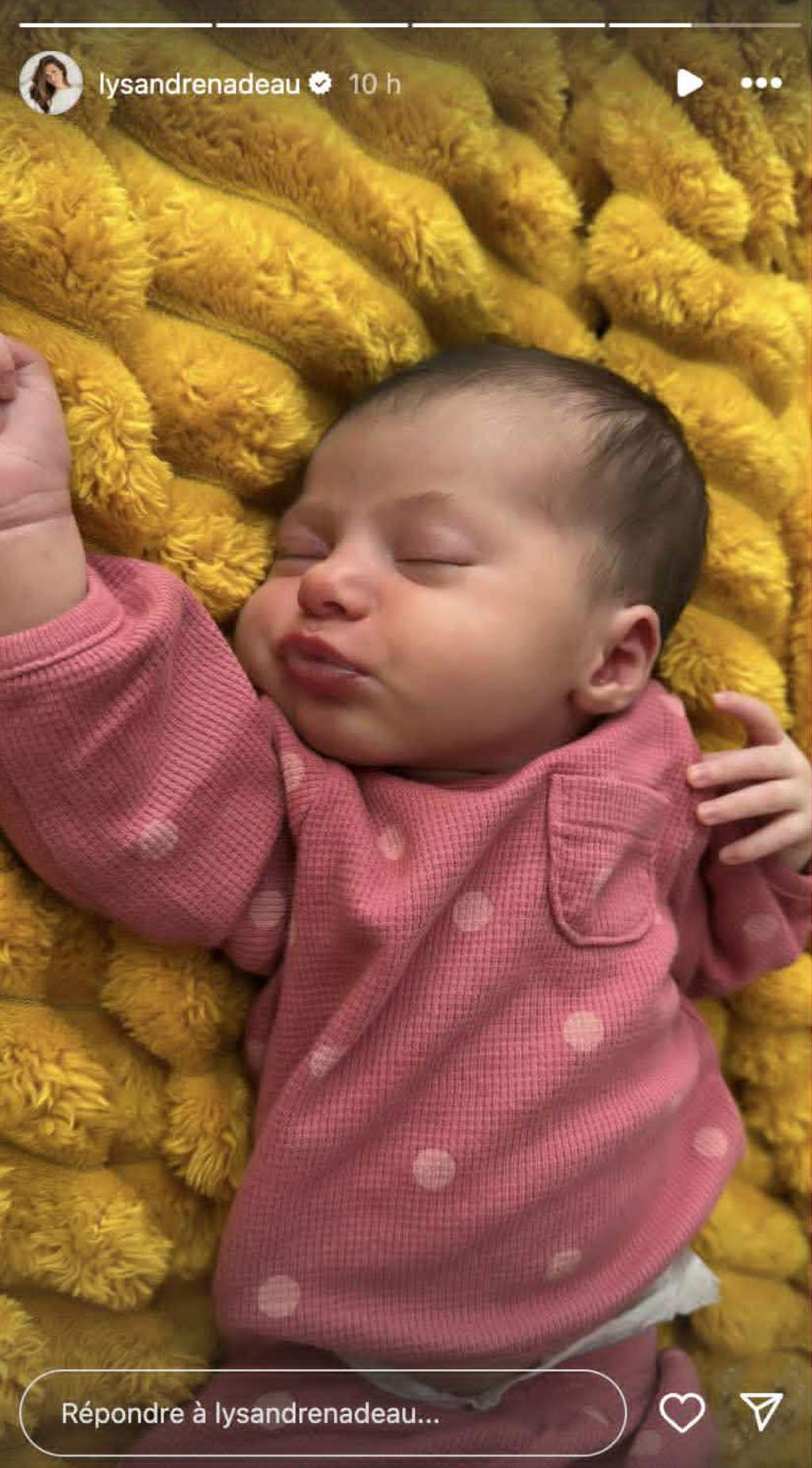 CLaire la fille de Lysandre Nadeau qui dort