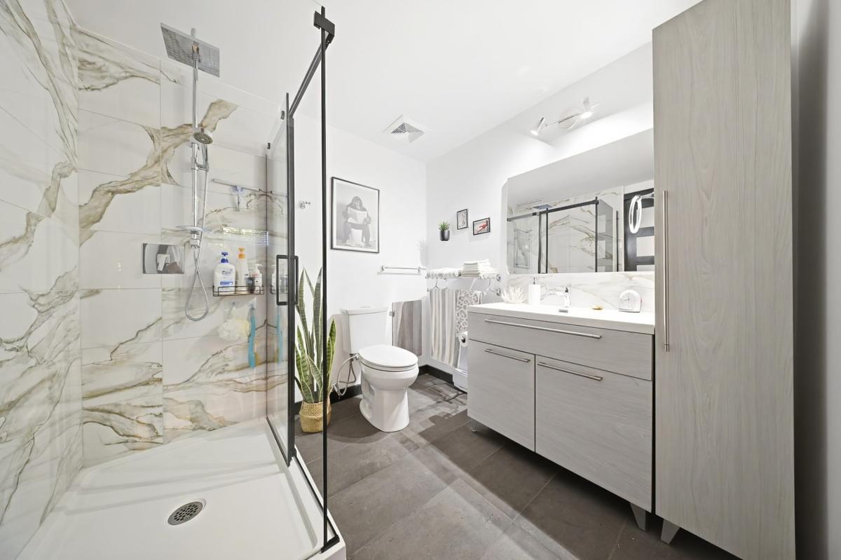 Détail salle de bain du sous-sol