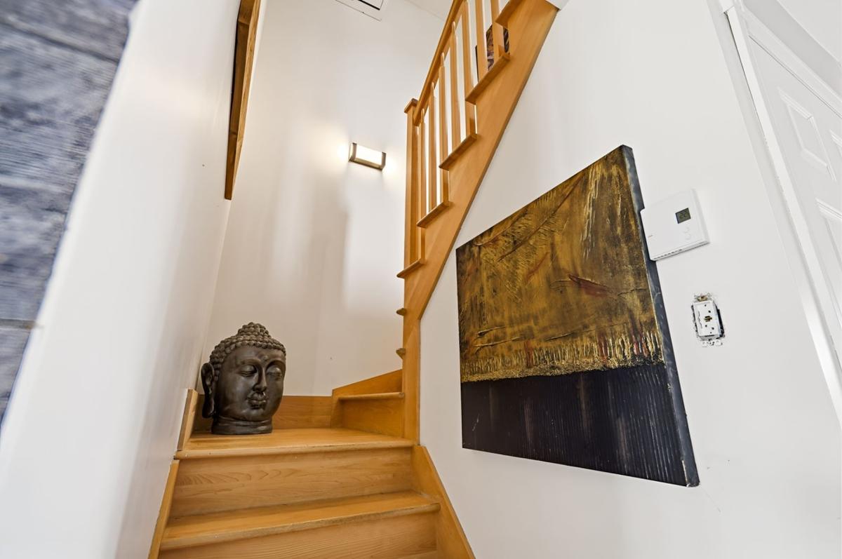 Escalier menant à l'étage