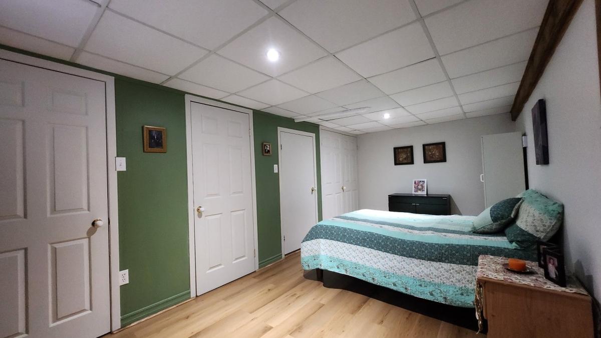 Chambre au sous-sol