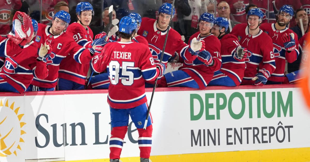 Alexandre Texier main au banc après but