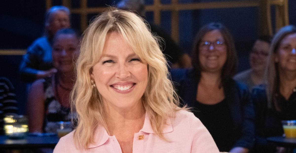 Julie Bélanger à Ça finit bien la semaine