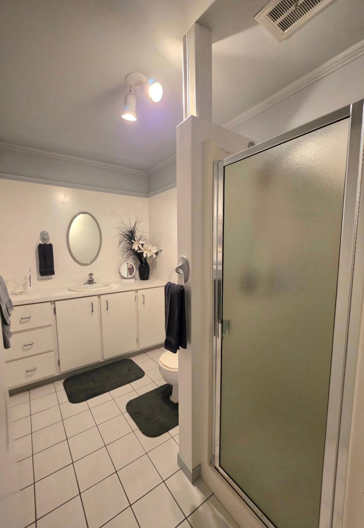 Détail de la seconde salle de bain