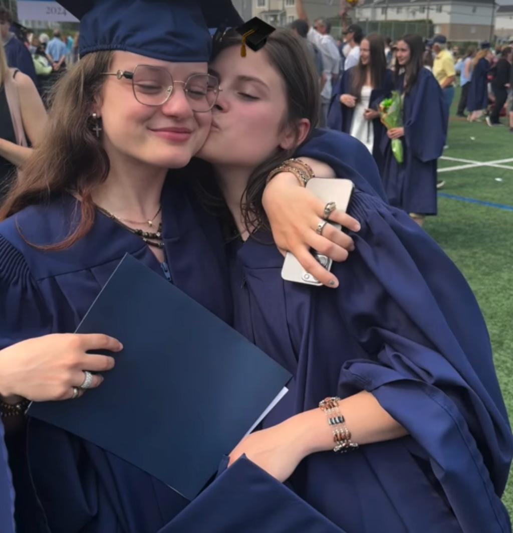 Mia Tinayre et sa copine Marie