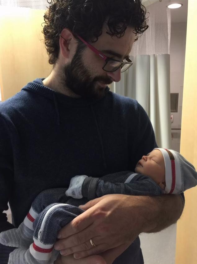 Mari de Ingrid Falaise avec leur enfant