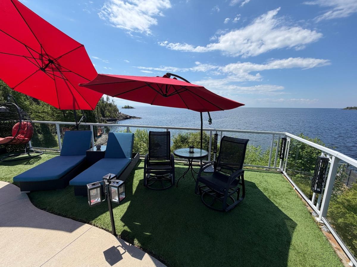 Terrasse avec mobilier extérieur