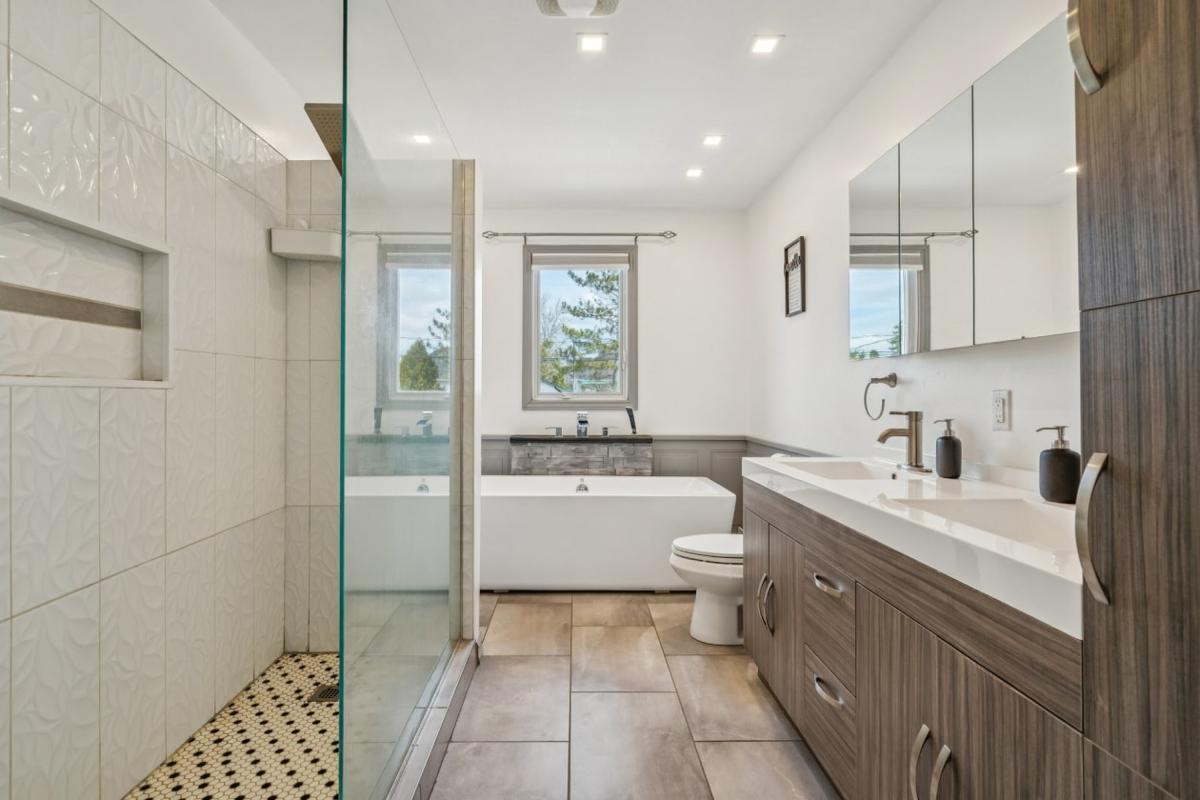 Salle de bain du rez-de-chaussée