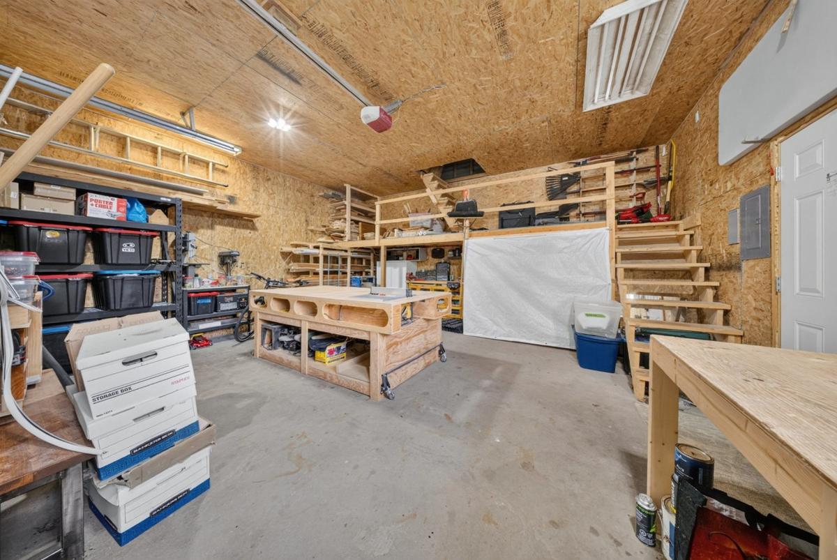 Garage, autre perspective