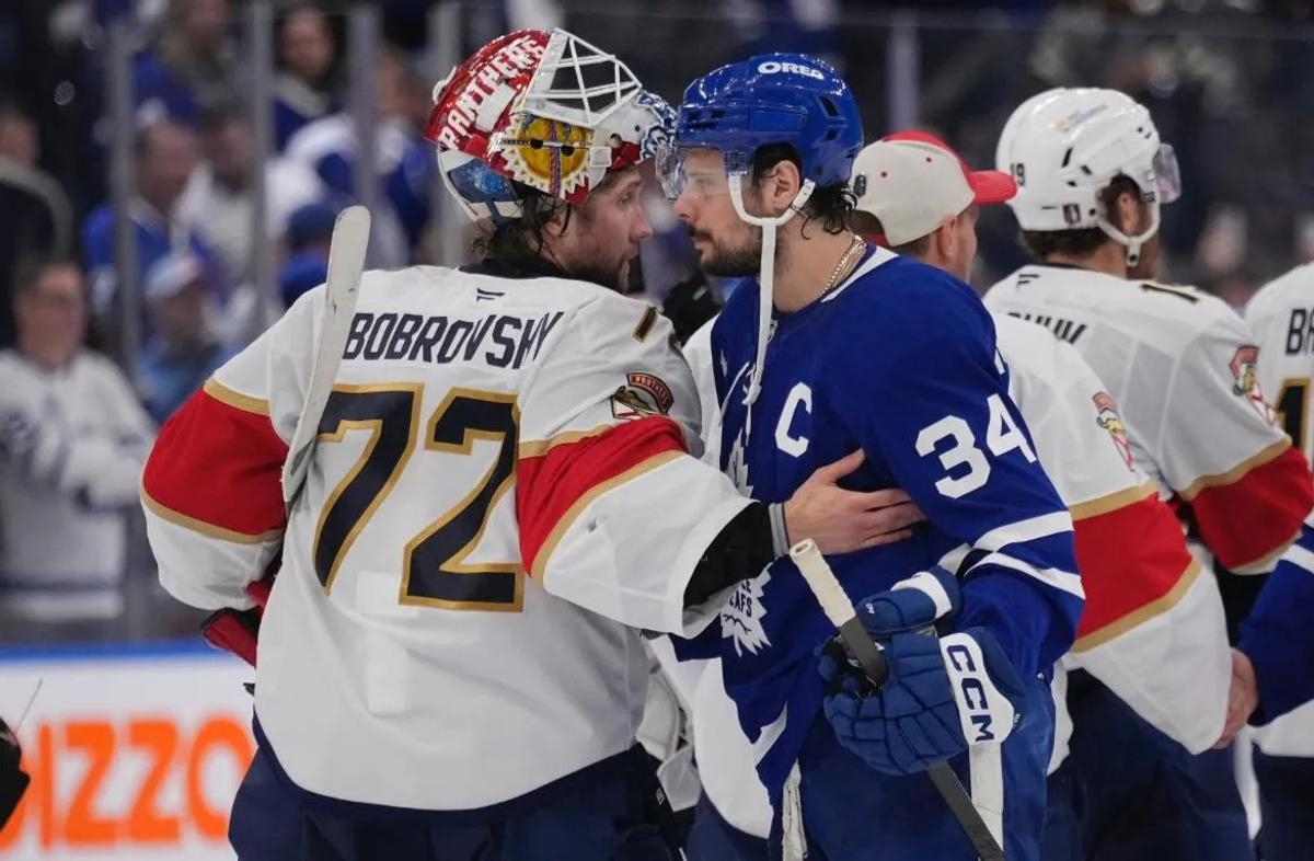 Sergei Bobrovsky and Auston Matthews 