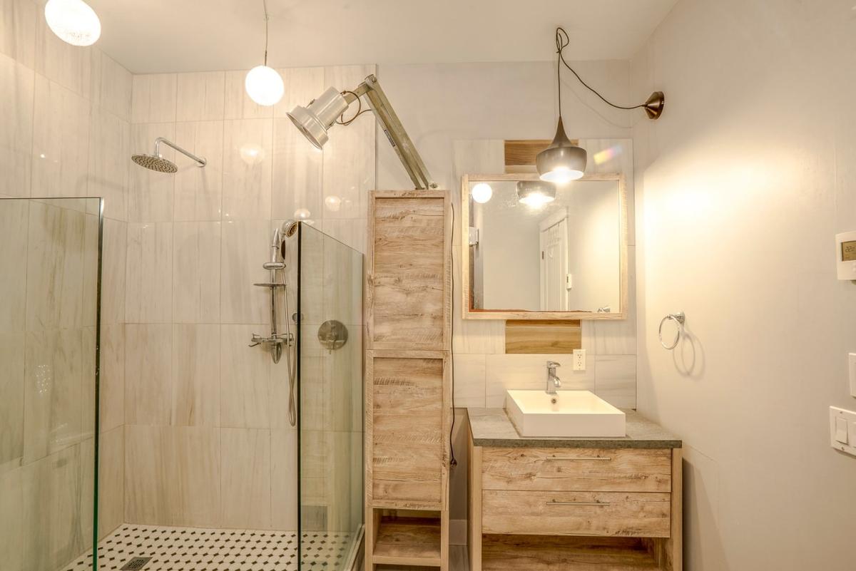 Douche vitrée élégante