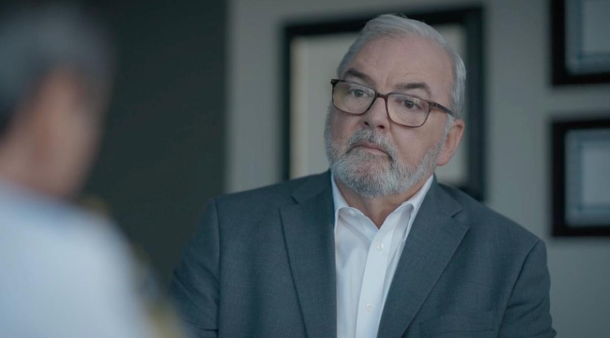 Gildor Roy dans son rôle de Jean Dumas dans Dumas