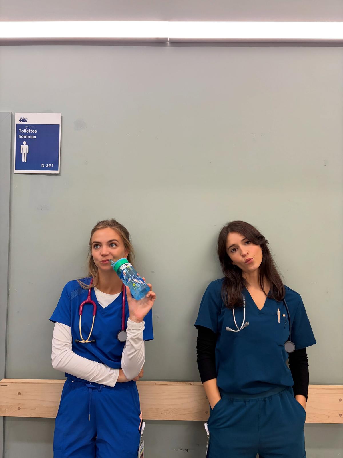Ludivine Reding et Léa Roy sur le plateau de STAT
