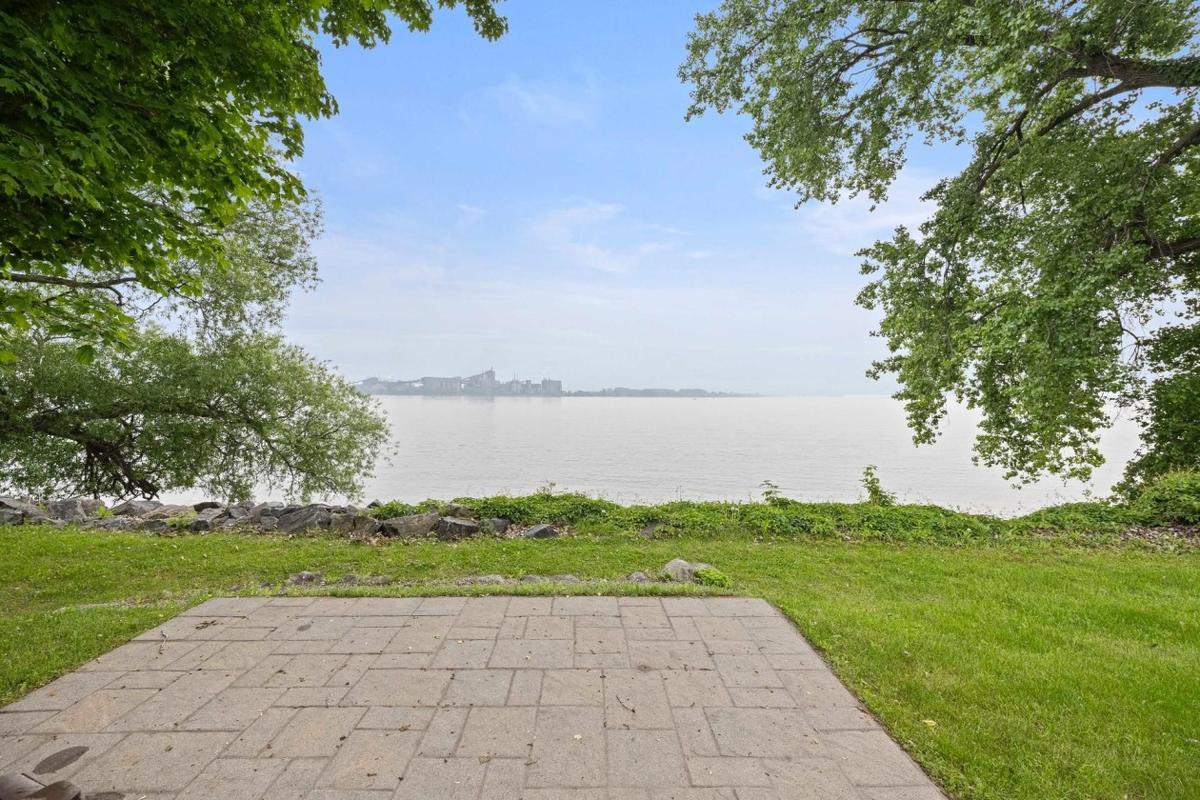 Accès direct au fleuve Saint-Laurent