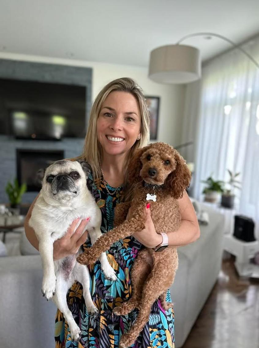 Mélodie Charest avec ses chiens