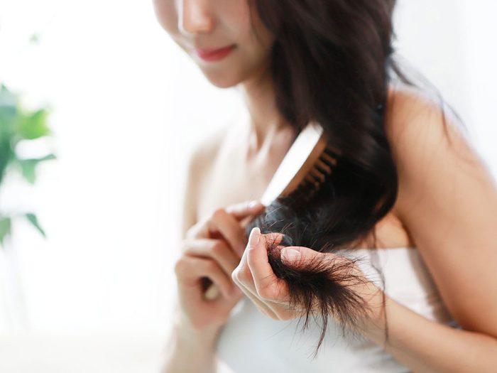 Femme cheveux longs