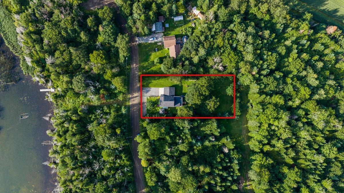 Panorama aérien de la propriété