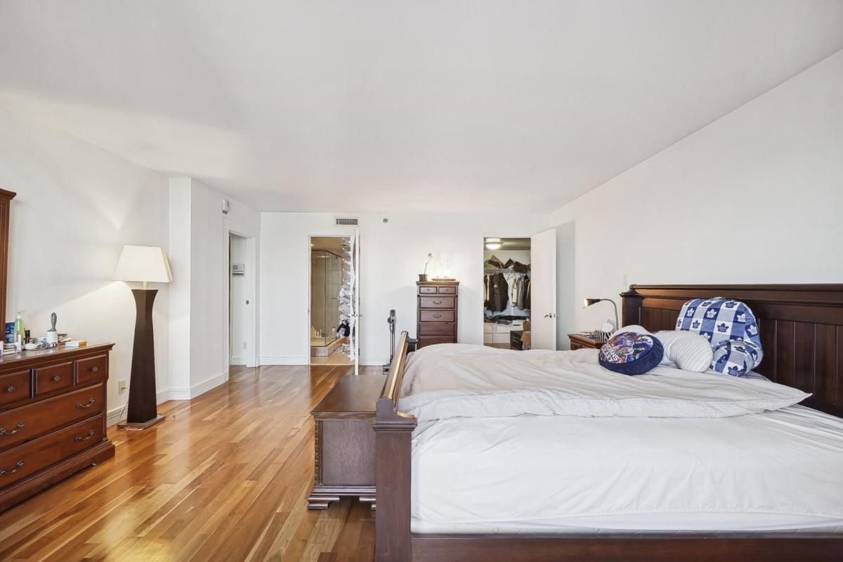 Autre perspective de la chambre principale