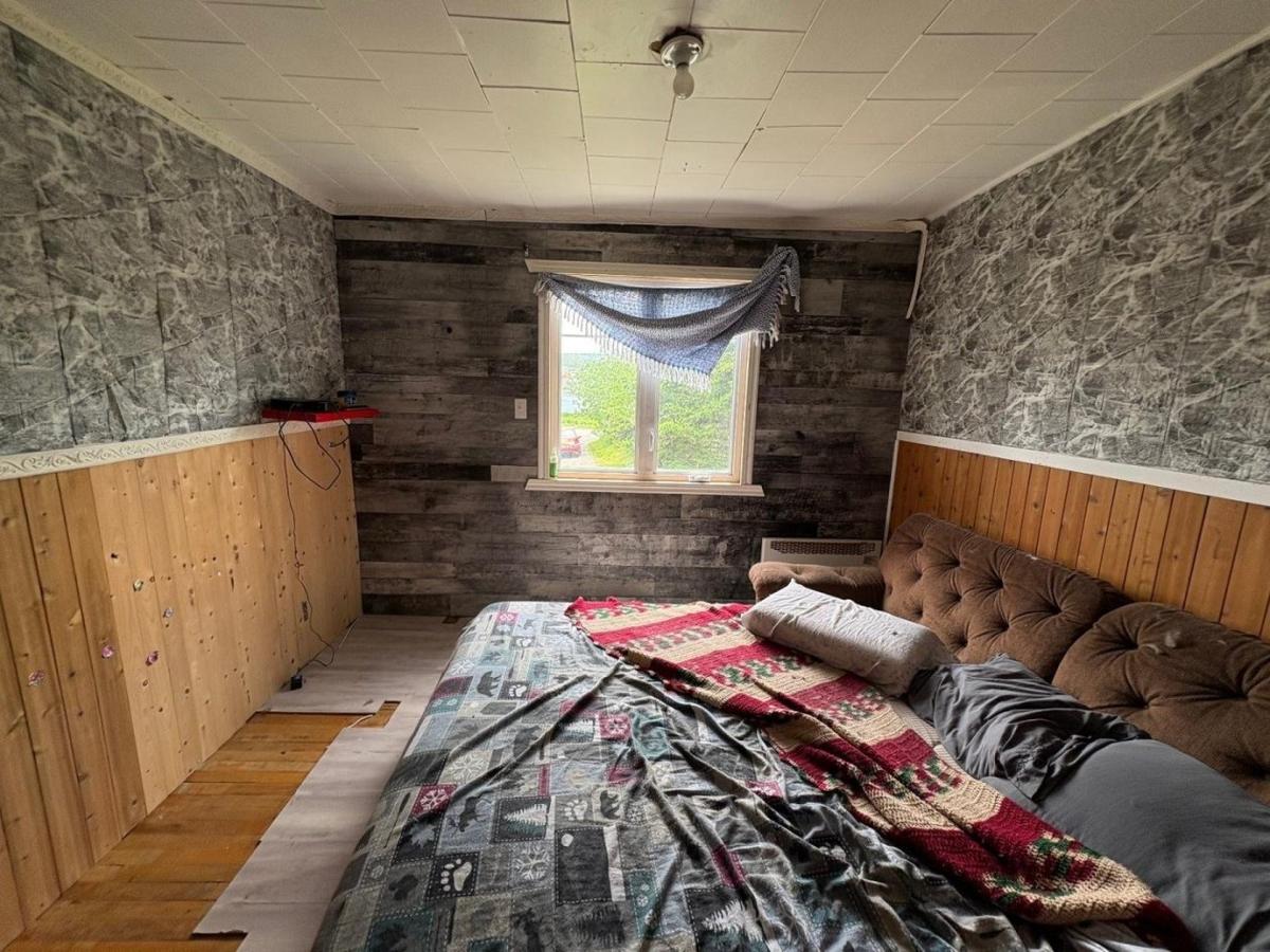 Chambre à coucher spacieuse