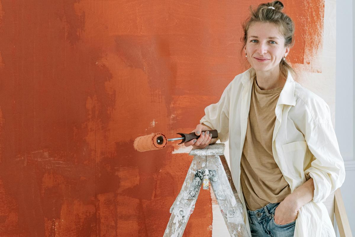 Femme peinture