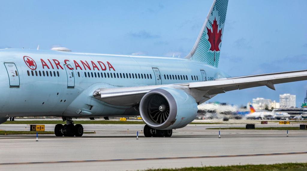 Marko Pavlichenko - Unsplash, avion d'Air Canada
