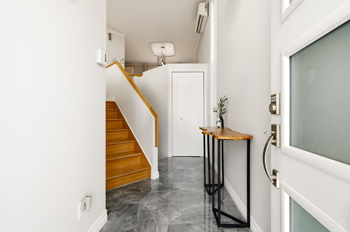 Hall d'entrée lumineux