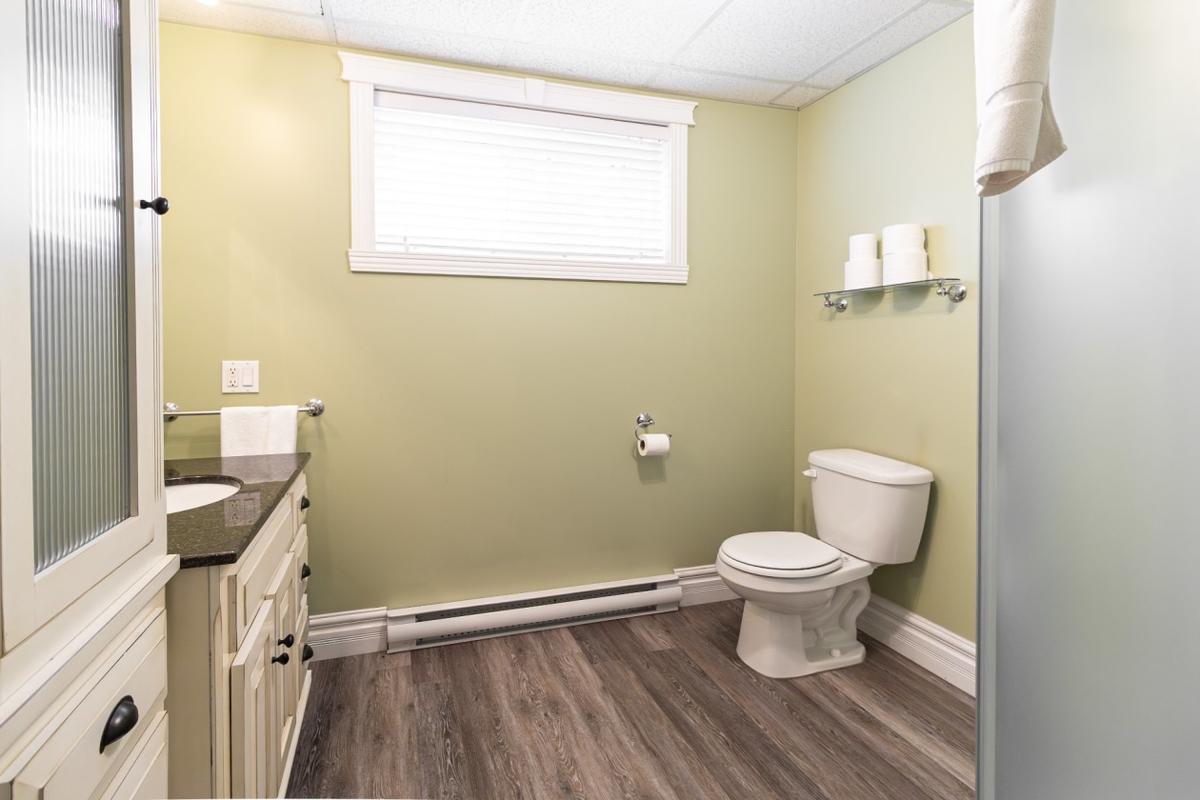 Salle de bain du niveau inférieur