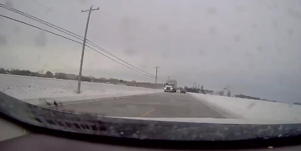 Face à face évité de peu sur la Route 104