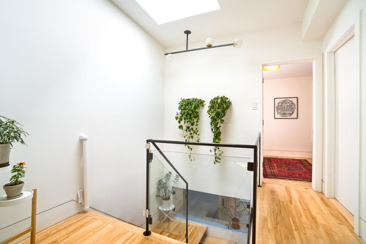 Escalier menant à l'étage