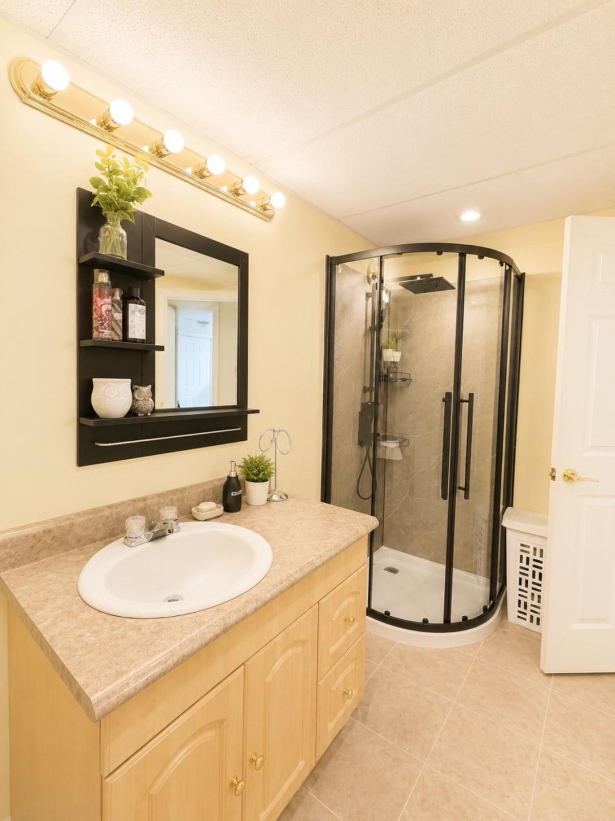 Salle de bain du sous-sol