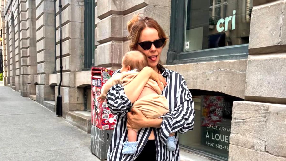 Noémie O'Farrell avec son bébé