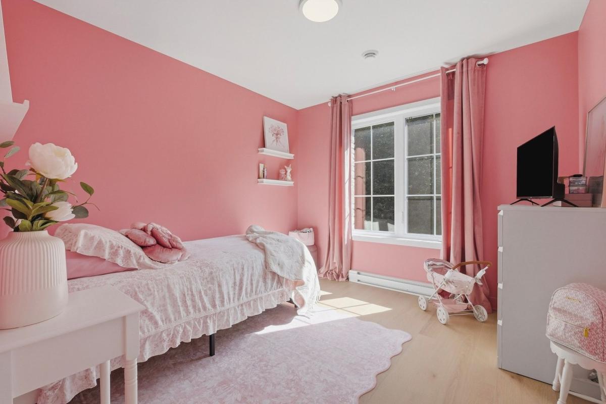 Chambre secondaire lumineuse