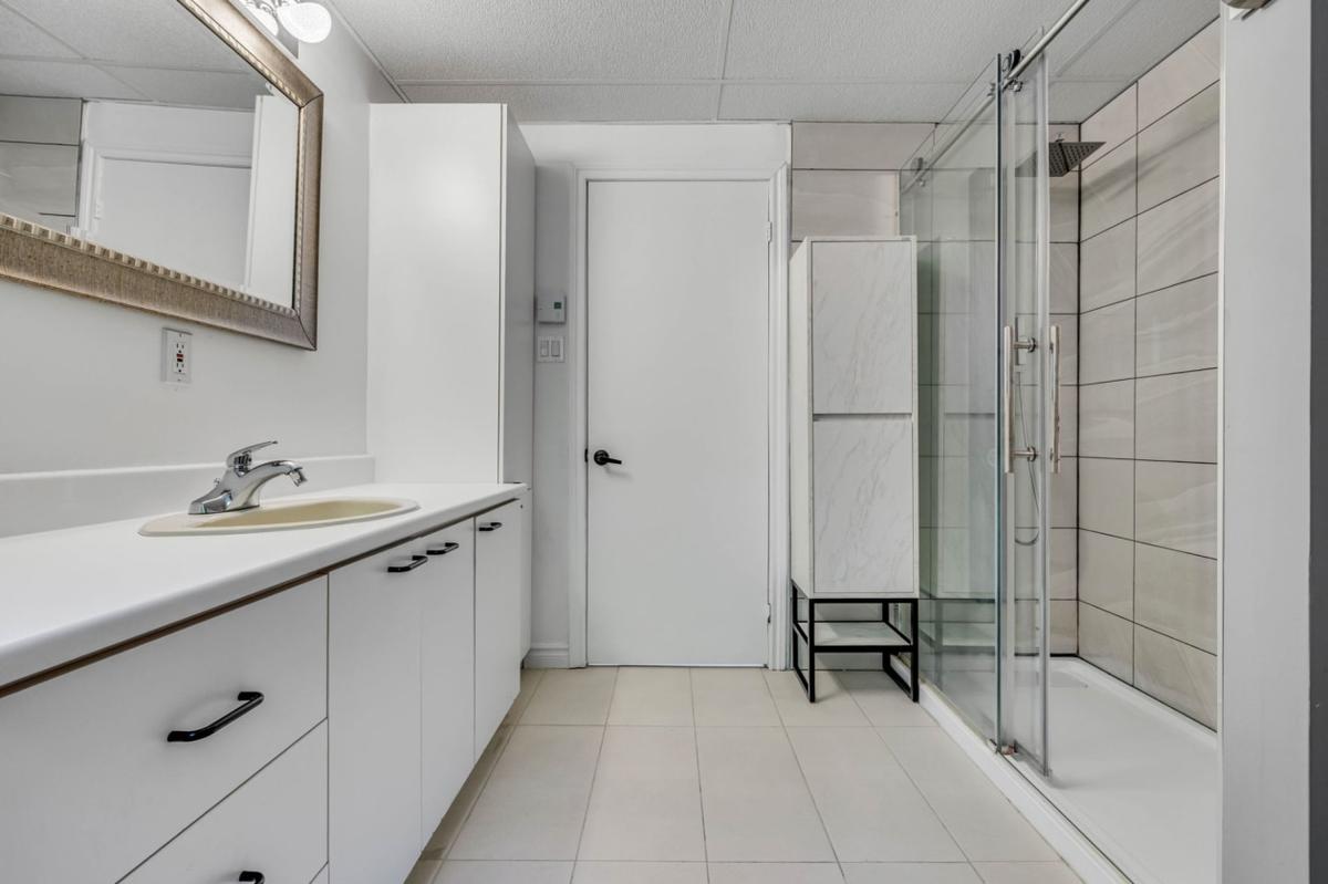 Salle de bain du sous-sol
