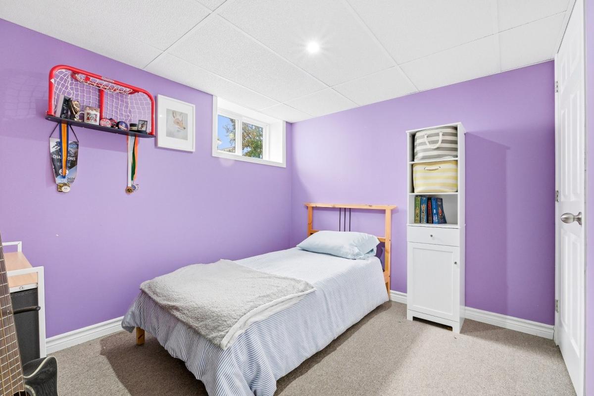 Autre angle de la chambre principale