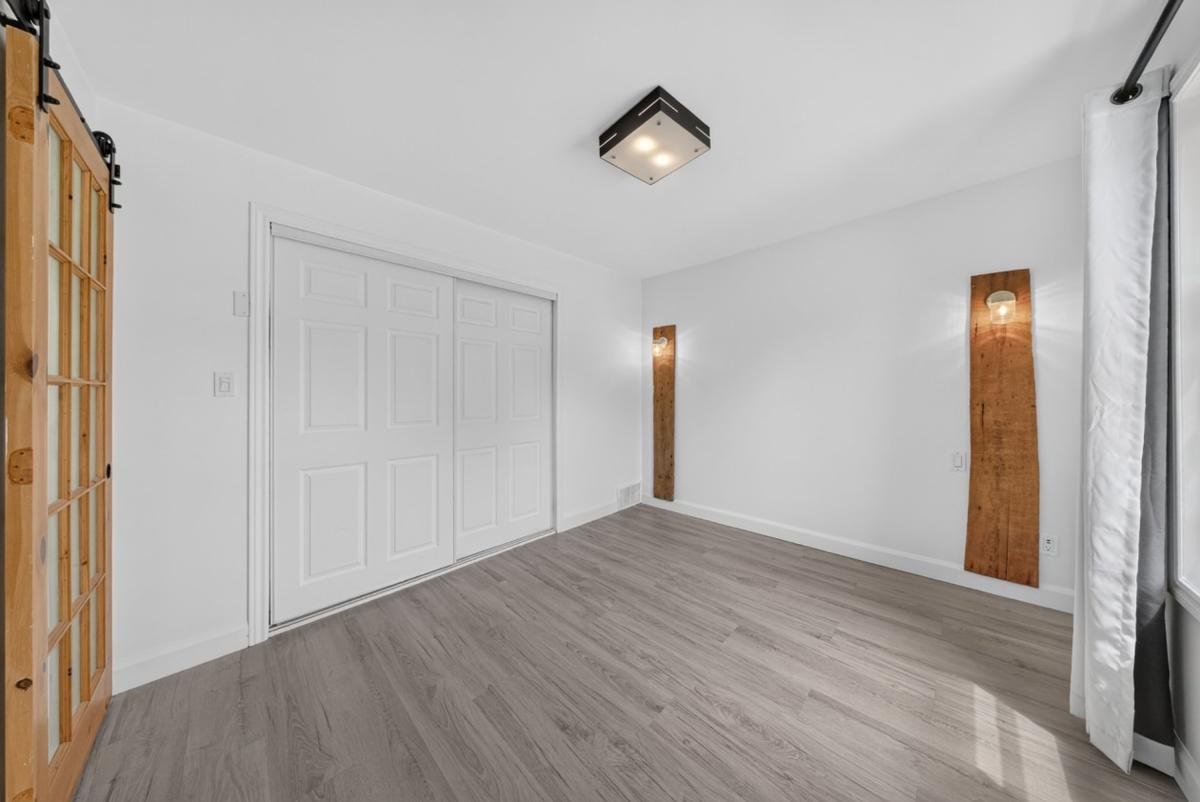Coin rangement dans une chambre