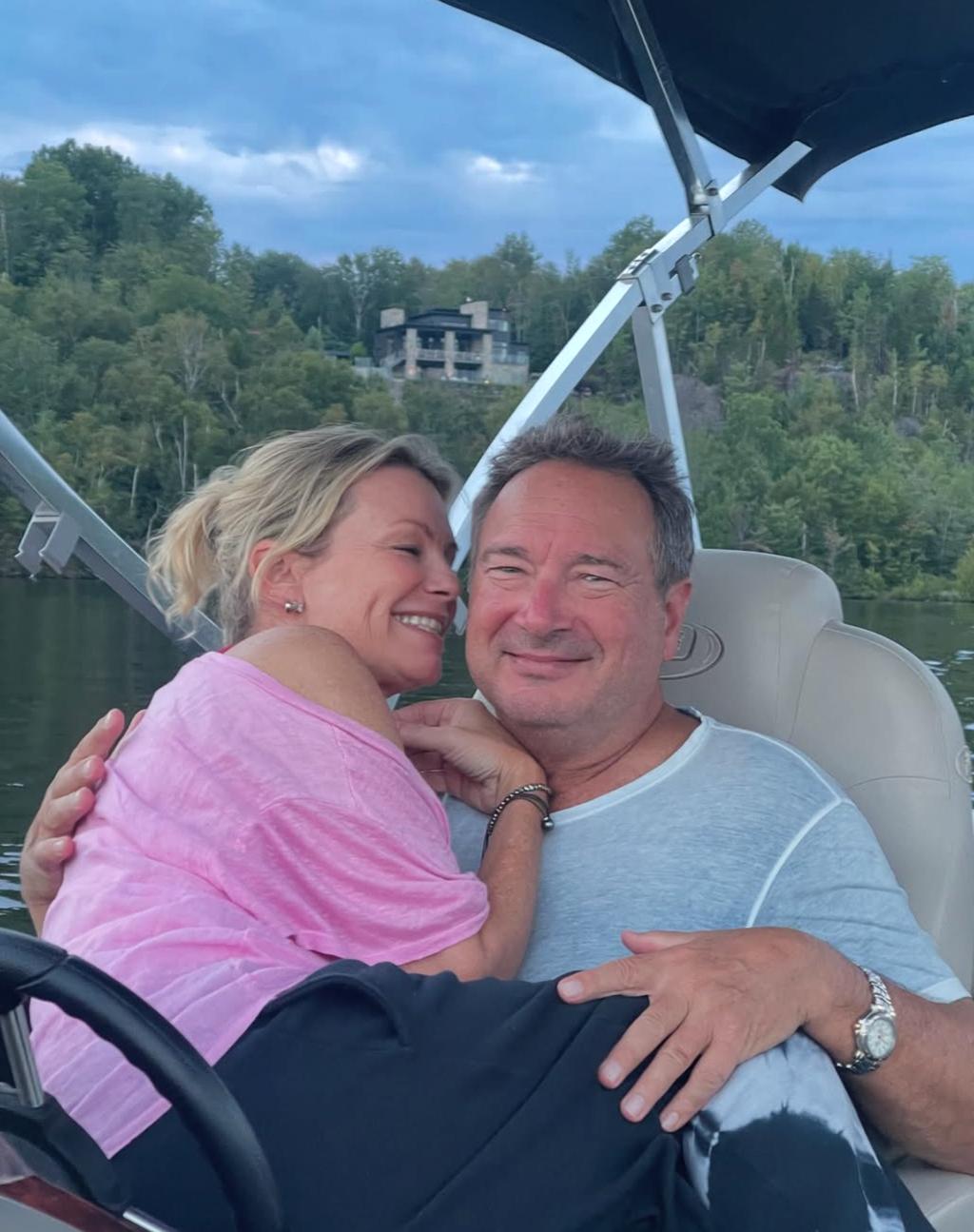 Caroline Néron et son conjoint