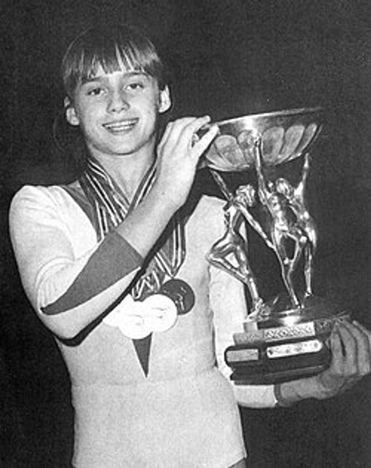 Nadia Comăneci lors des championnats d'Europe de 1977