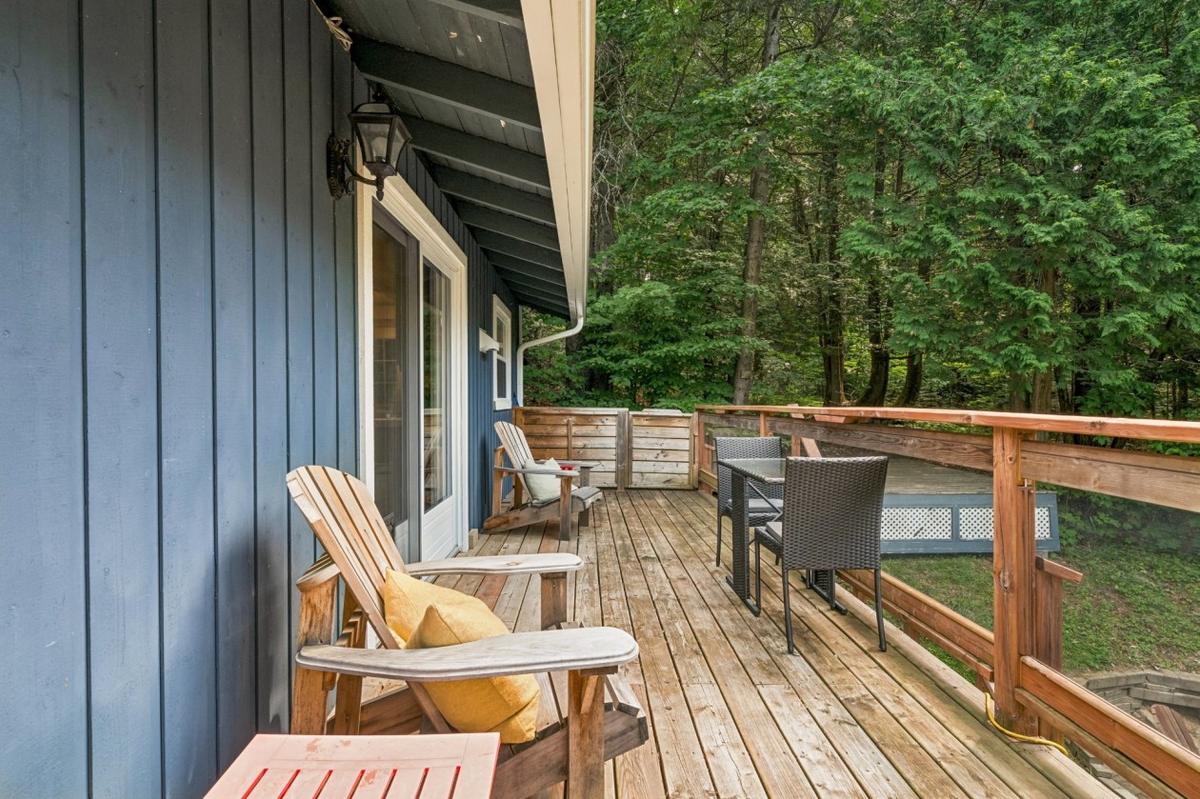 Balcon avec vue sur les arbres