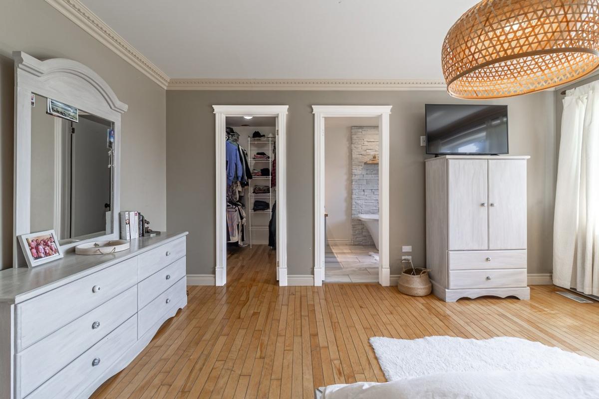 Chambre principale, autre angle