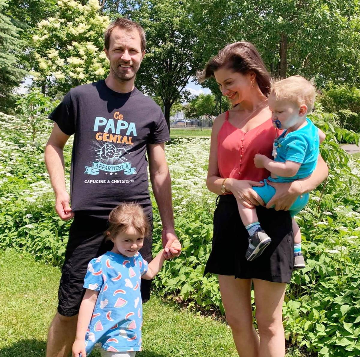 Geneviève Guilbault et ses deux enfants