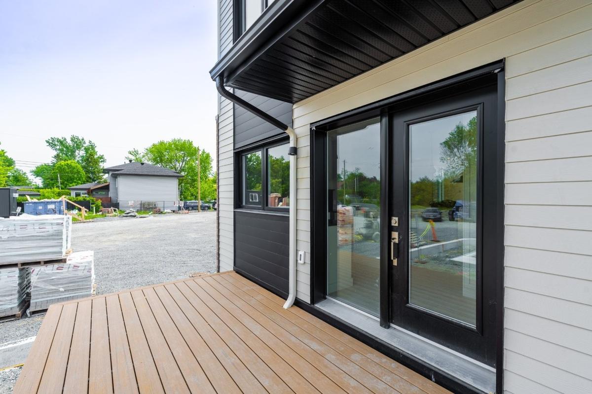 Autre angle de la terrasse