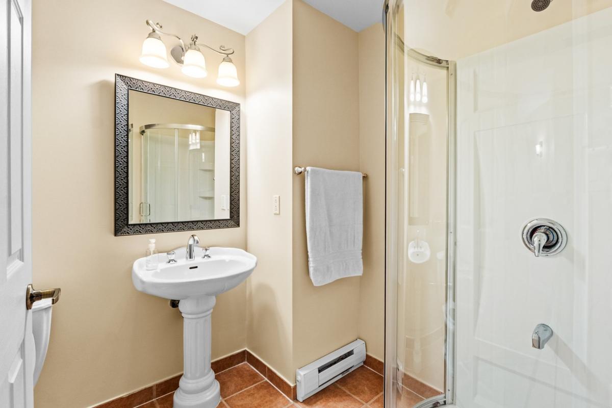 Salle de bain du sous-sol