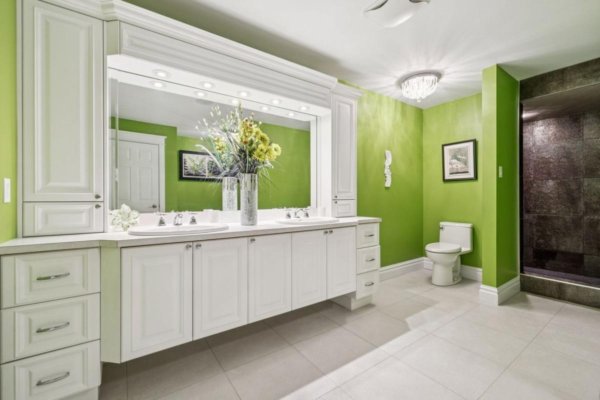 Salle de bain à l'étage