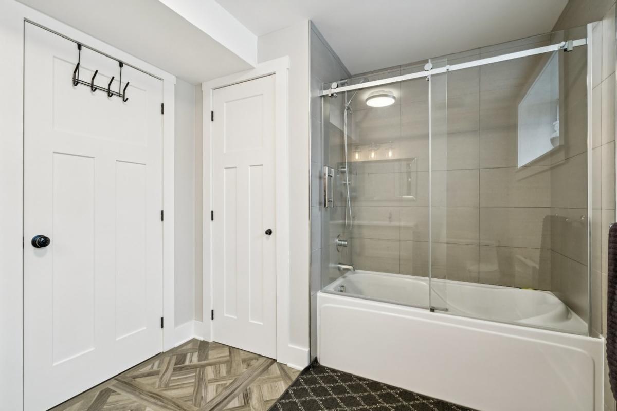 Salle de bain du sous-sol