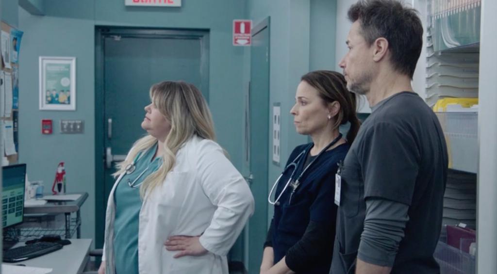 Geneviève Schmidt, Suzanne Clément et Stéphane Rousseau dans leurs rôles de Isabelle Granger, Emmanuelle St-Cyr et Éric Perron dans STAT
