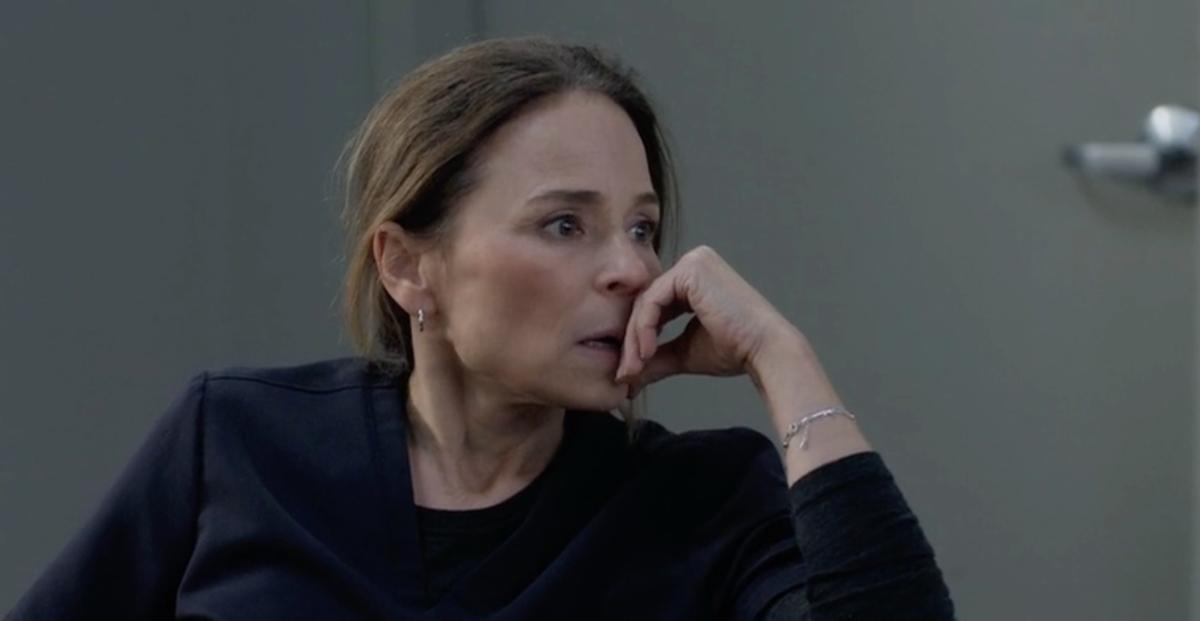 Suzanne Clément dans STAT